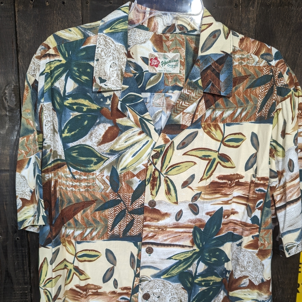 Hilo Hattie vintage all over print Hawaiian shirt botanical, animal, floral XL